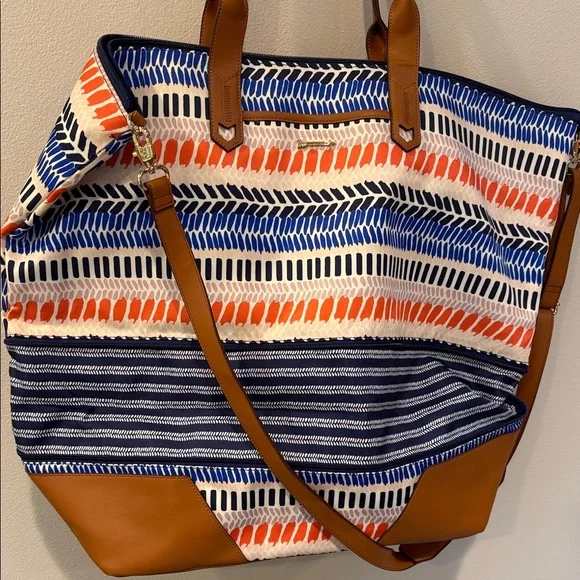 Stella & Dot Multicolor Oversized Getaway Tote Bag - Picture 5 of 6